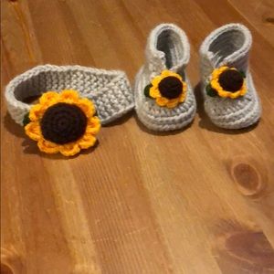 Sunflower headband bootie set